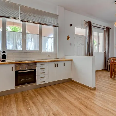 Bonito Apto Caleta Interian Appartement